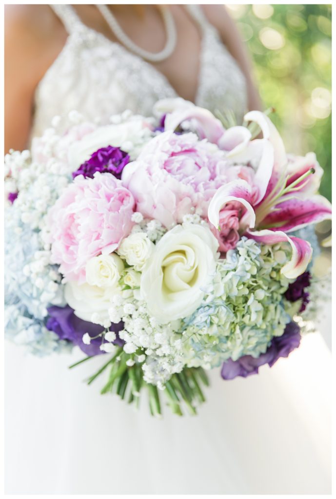 Park Place Events Wedding - bride's beautiful bouquet